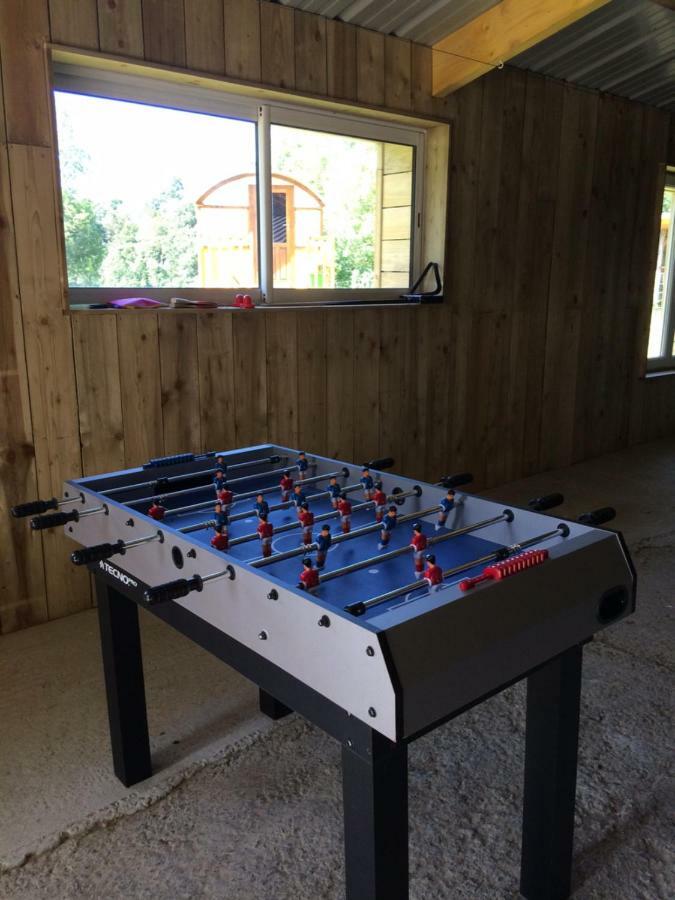 Les Roulottes De L'Airou Hotel Beauchamps  Luaran gambar